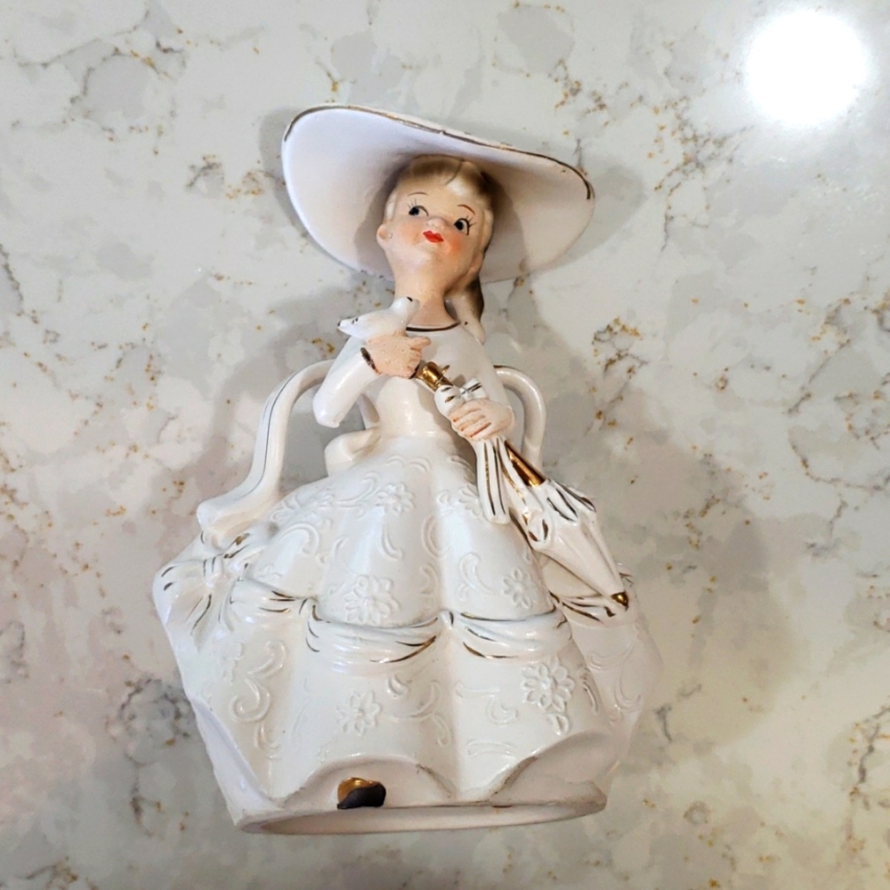 Vintage Rubens Southern Belle Planter